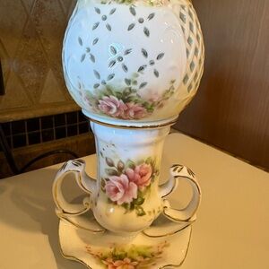 Vintage Cracker Barrel Floral Ceramic Oil Lamp with Pink Roses